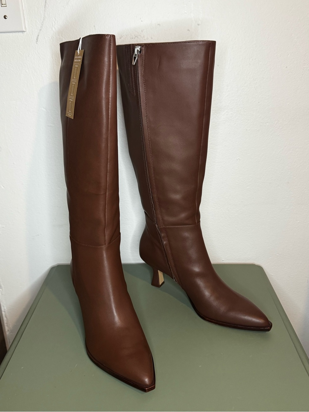 Dolce Vita Chocolate Knee-High Leather Boots - Classic Pointed Toe - Size 10.5
